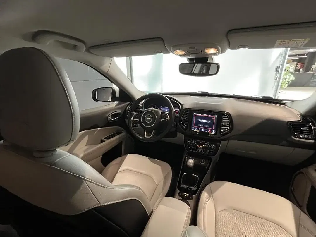 Jeep Compass - Thumbnail 14