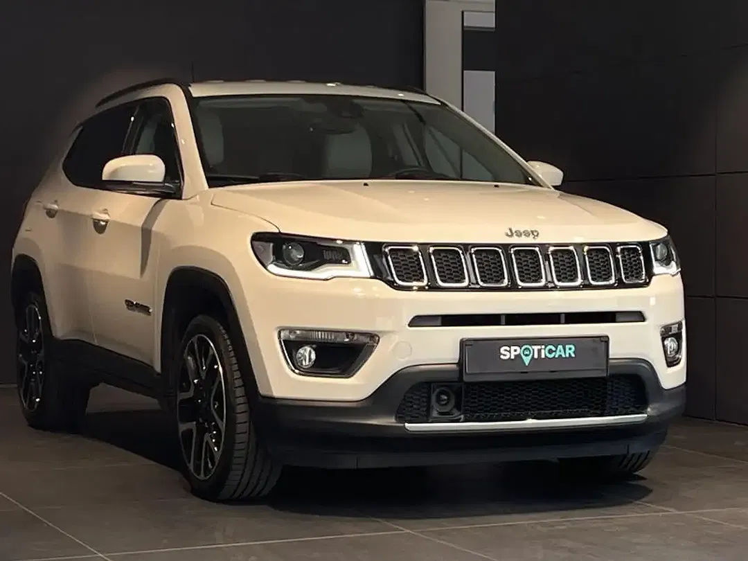 Jeep Compass - Thumbnail 3