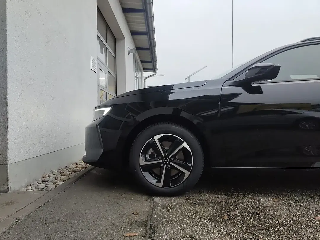 Opel Astra - Thumbnail 5