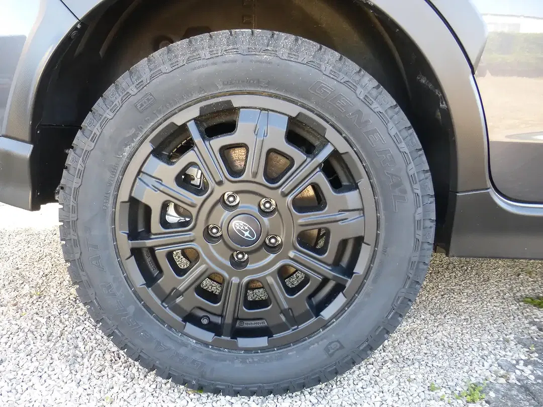 Subaru Crosstrek - Thumbnail 15