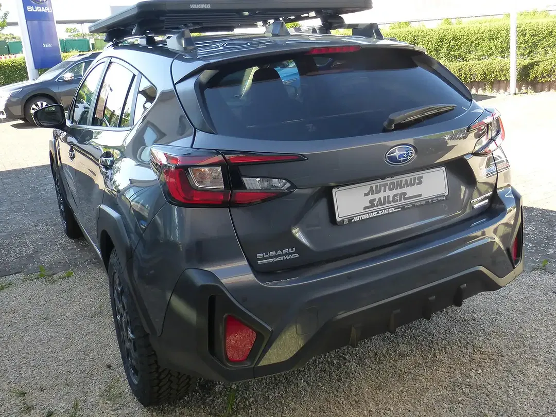 Subaru Crosstrek - Thumbnail 4