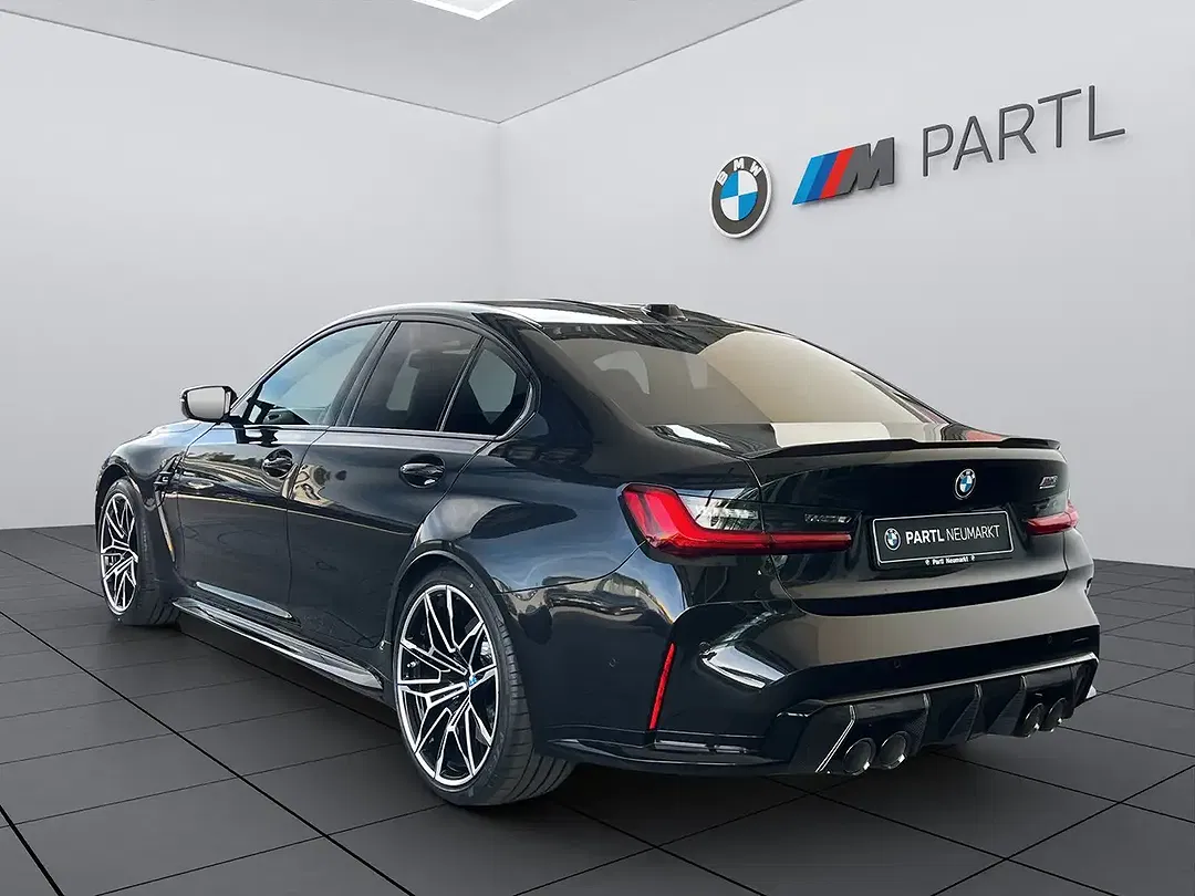 BMW M3 - Thumbnail 3