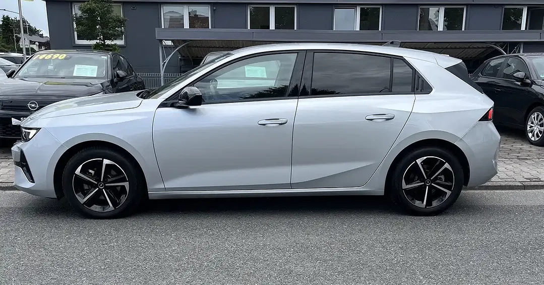 Opel Astra - Thumbnail 2
