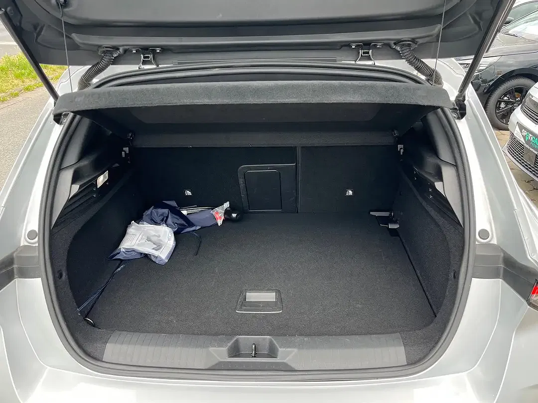 Opel Astra - Thumbnail 7