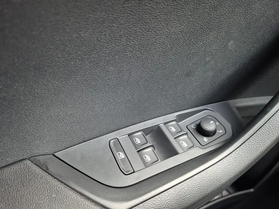 Skoda Karoq - Thumbnail 13