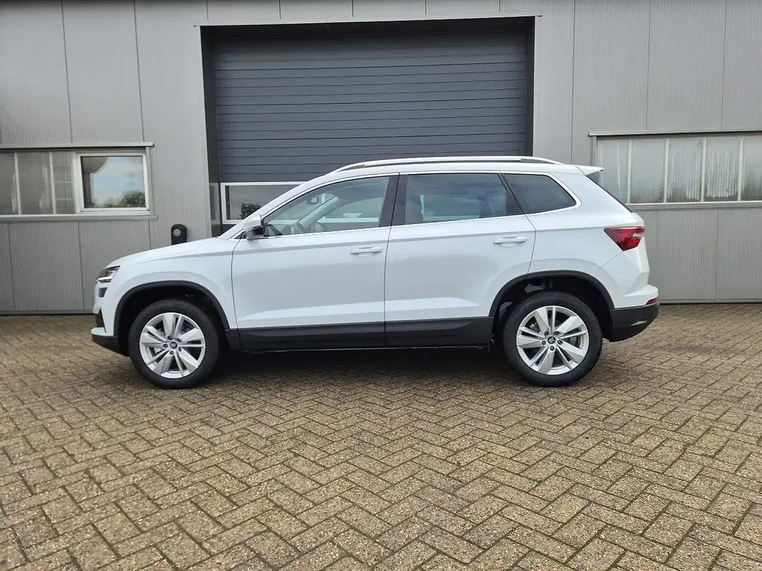 Skoda Karoq - Thumbnail 2