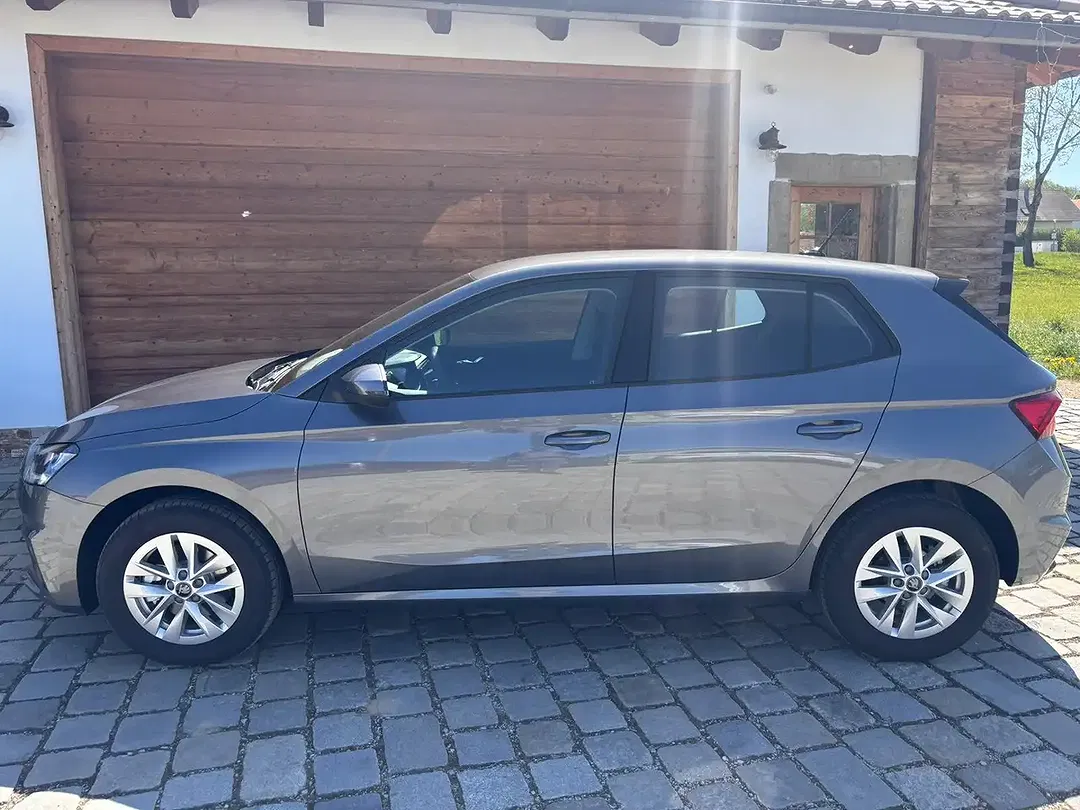 Skoda Fabia - Thumbnail 4