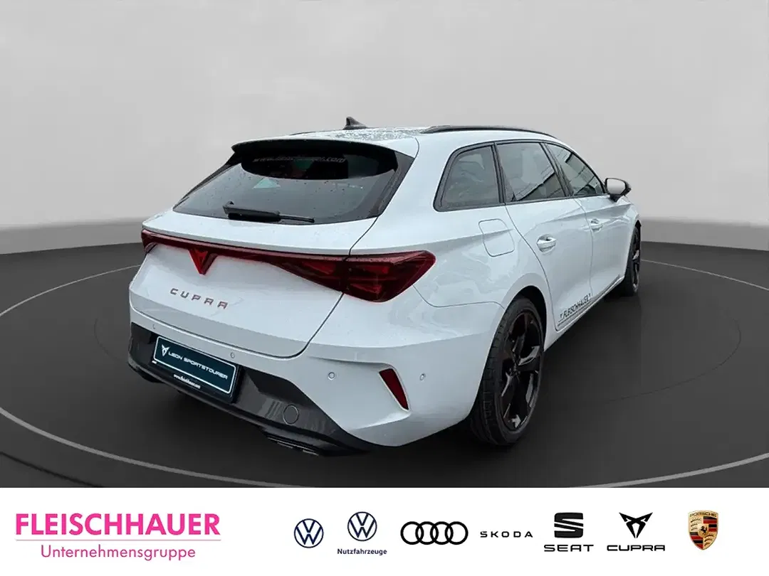 CUPRA Leon - Thumbnail 3