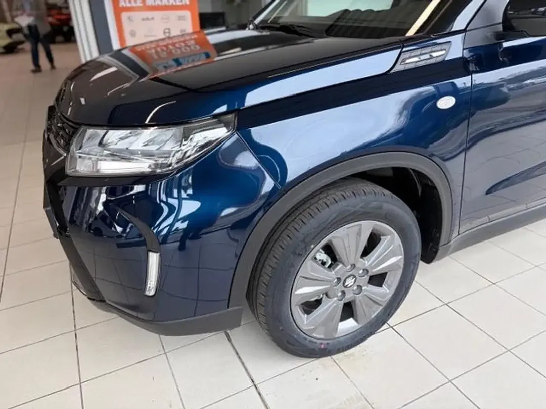 Suzuki Vitara - Thumbnail 2