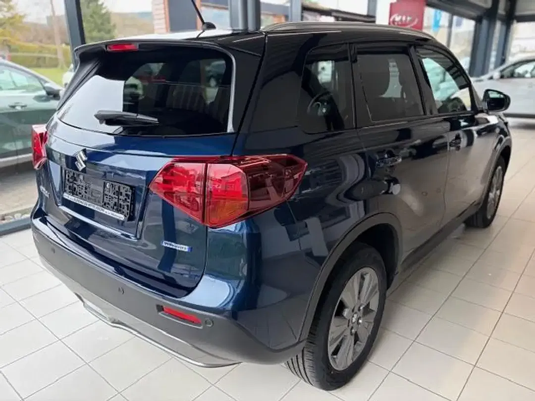 Suzuki Vitara - Thumbnail 4