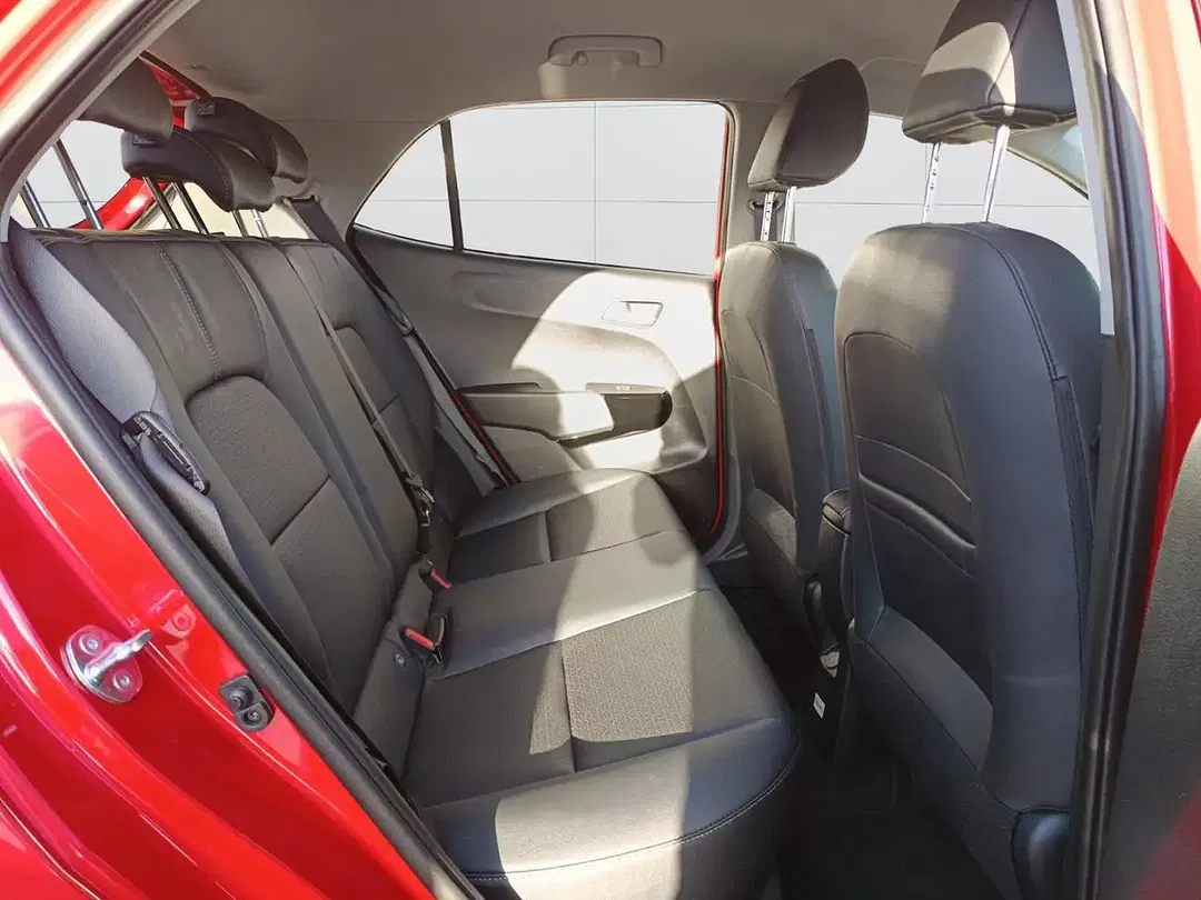 Kia Picanto - Thumbnail 12