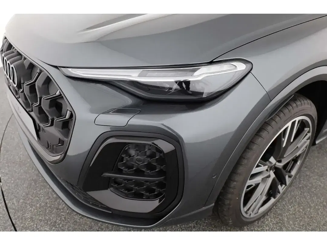 Audi Q5 - Thumbnail 6