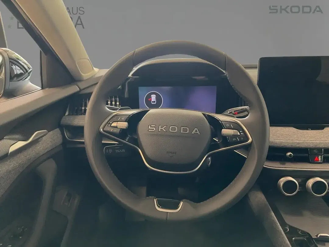 Skoda Superb - Thumbnail 13