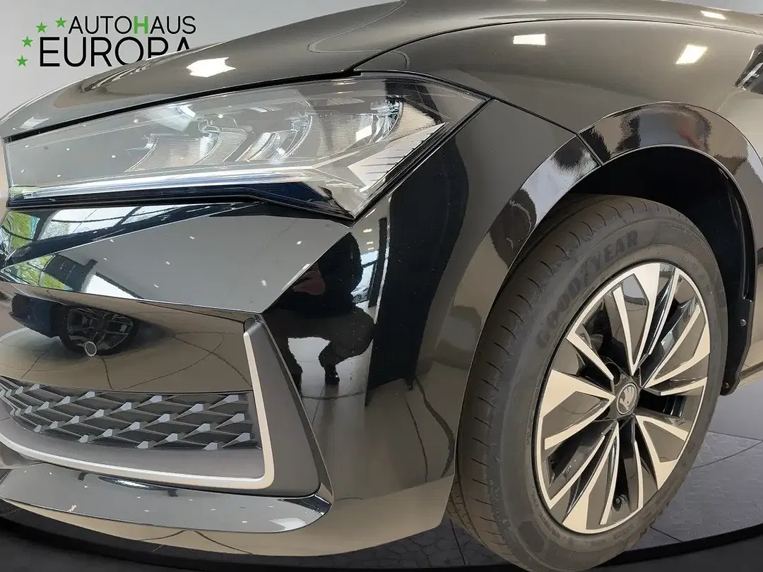 Skoda Superb - Thumbnail 6