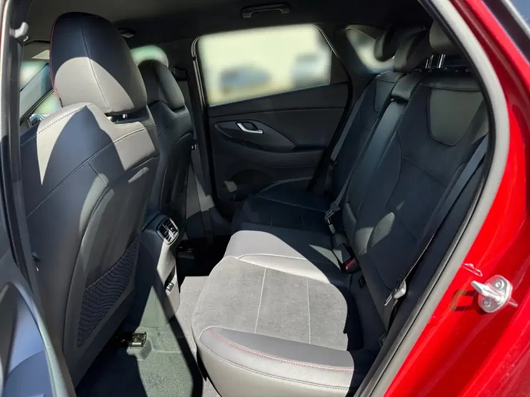 Hyundai i30 - Thumbnail 11