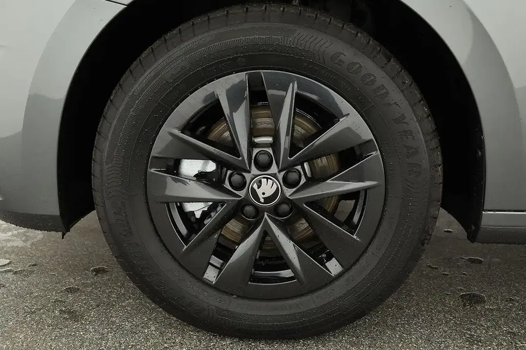 Skoda Fabia - Thumbnail 12