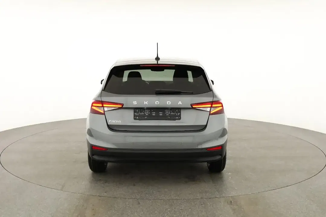 Skoda Fabia - Thumbnail 13