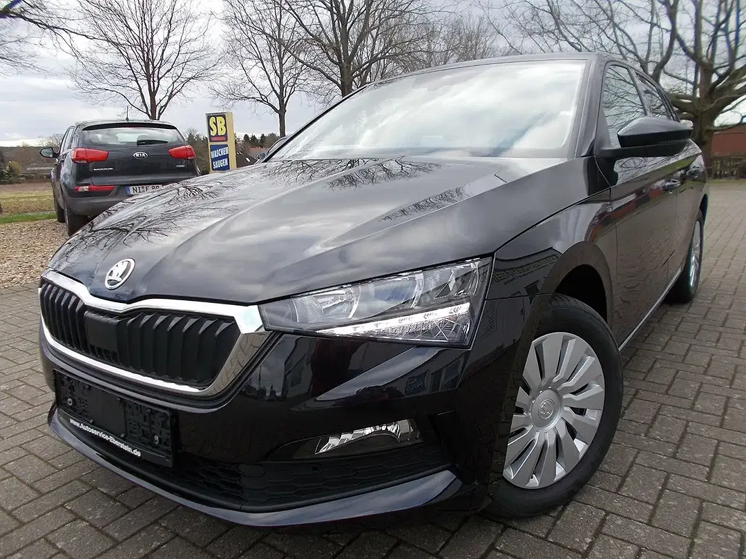 Skoda Scala - Thumbnail 1