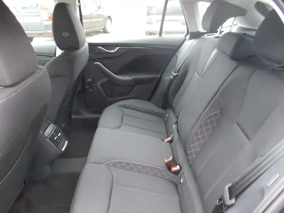 Skoda Scala - Thumbnail 12