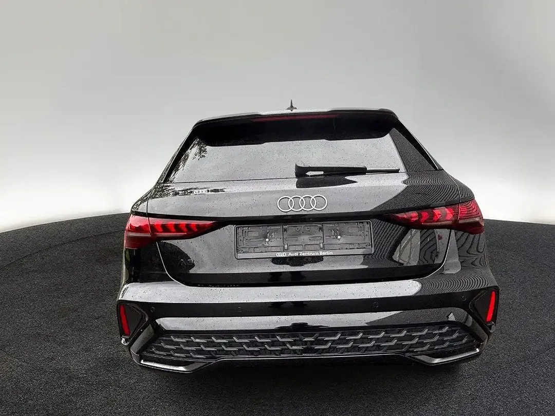 Audi A3 - Thumbnail 4