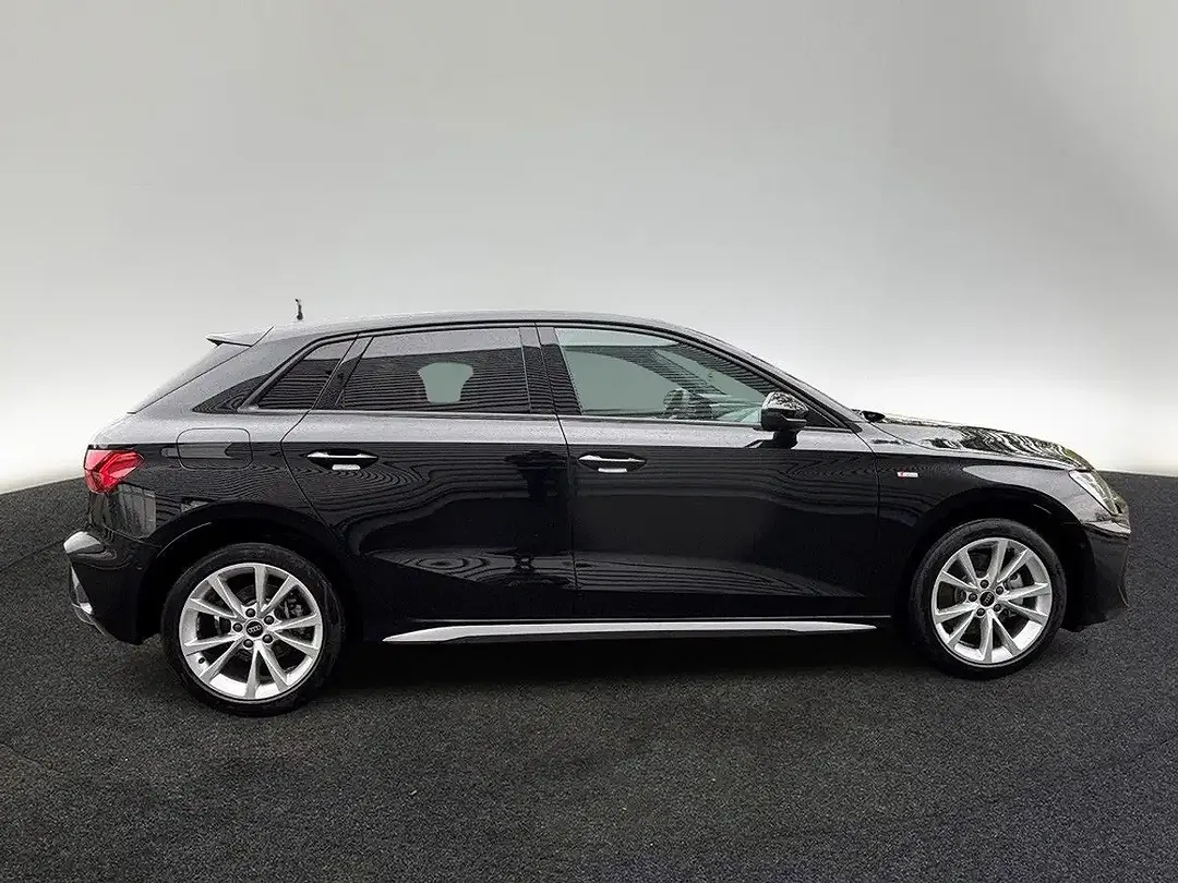Audi A3 - Thumbnail 6