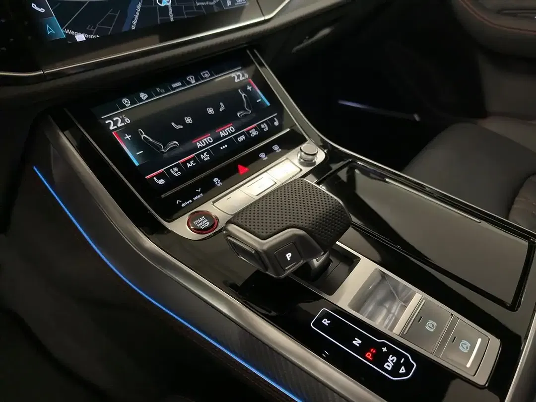 Audi SQ7 - Thumbnail 12