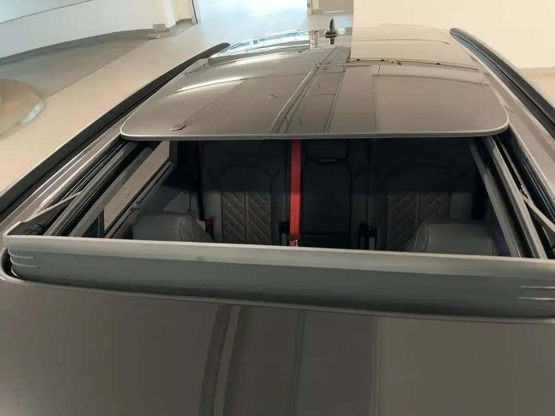 Audi SQ7 - Thumbnail 14