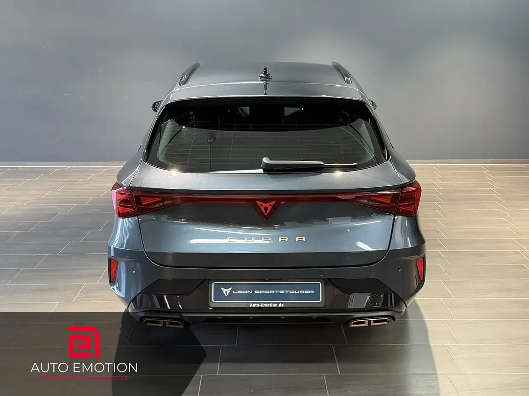 CUPRA Leon - Thumbnail 4