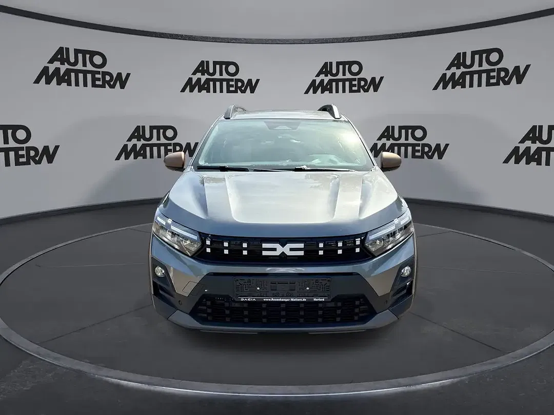 Dacia Sandero - Thumbnail 3