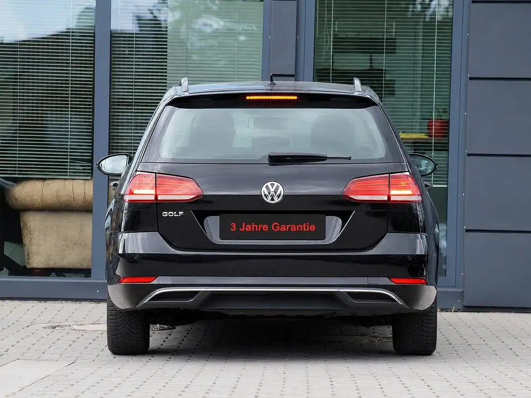 Volkswagen Golf - Thumbnail 6