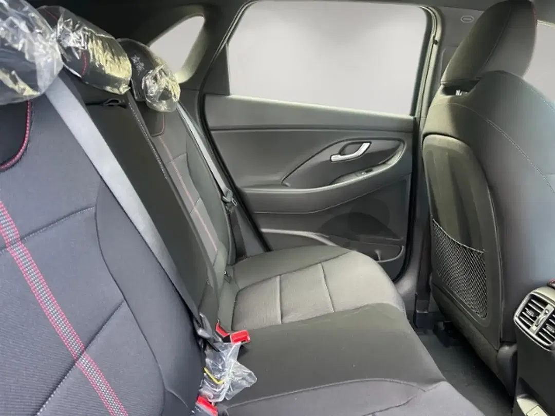 Hyundai i30 - Thumbnail 13