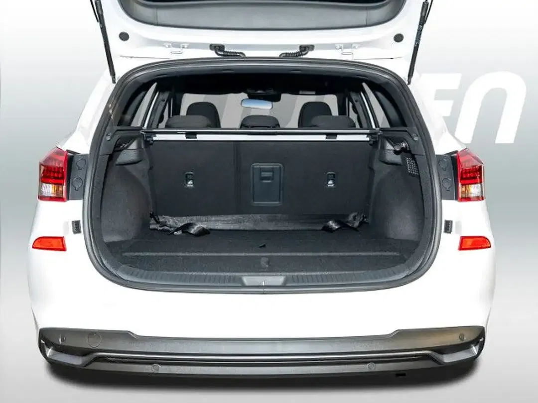 Hyundai i30 - Thumbnail 14