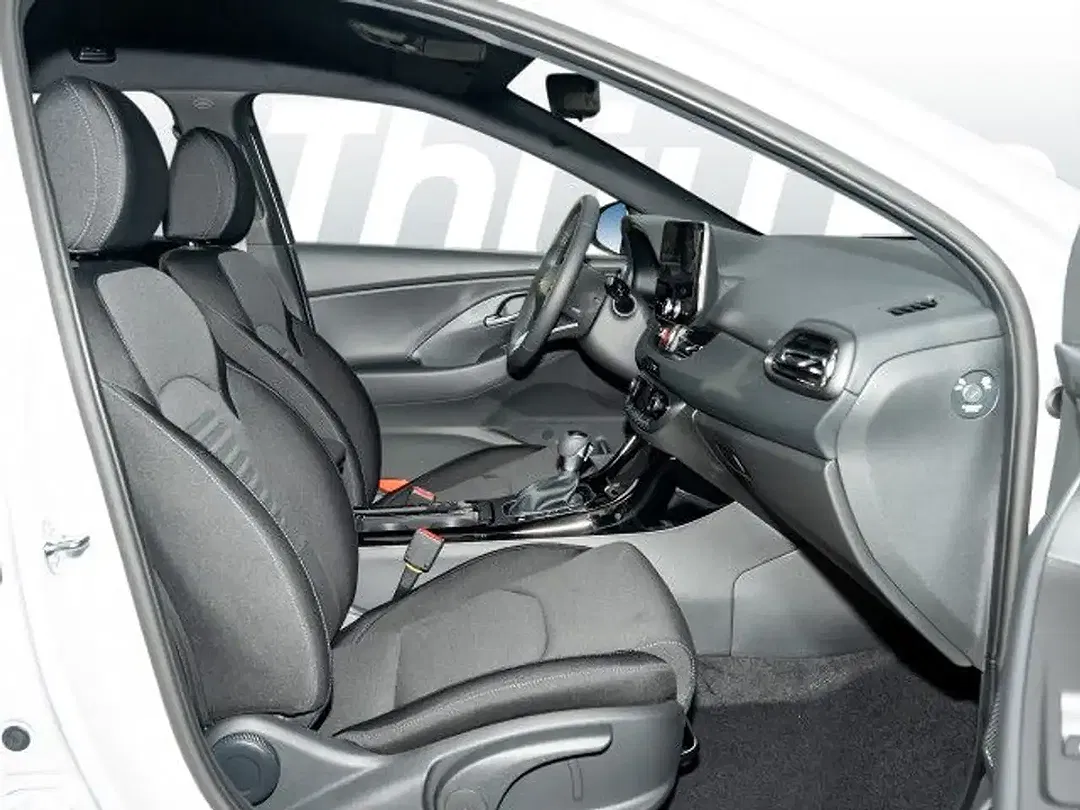 Hyundai i30 - Thumbnail 5