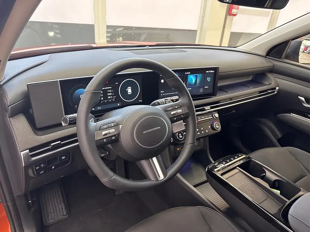 Hyundai TUCSON - Thumbnail 9