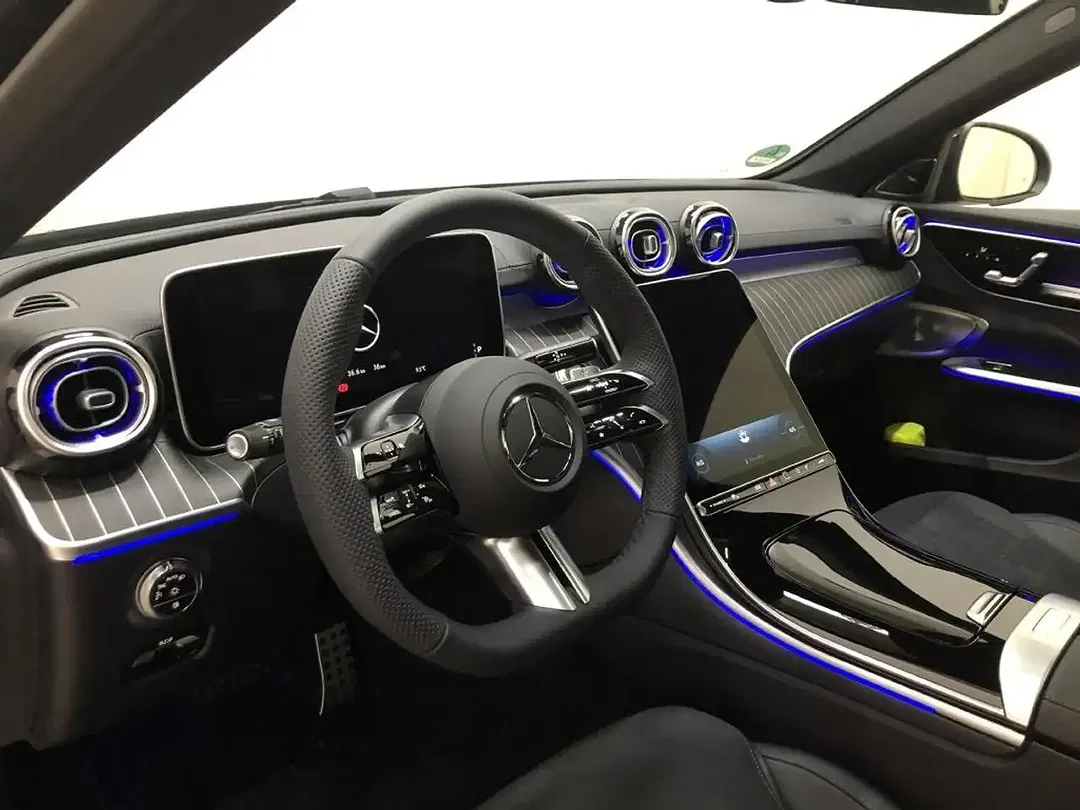 Mercedes-Benz C 300 - Thumbnail 11