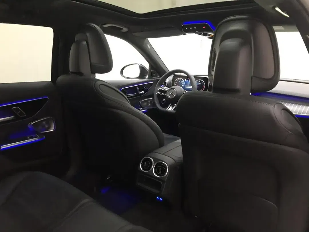 Mercedes-Benz C 300 - Thumbnail 13