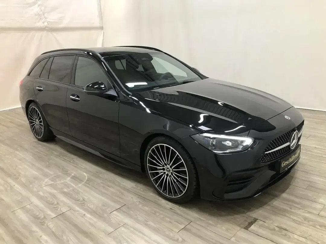 Mercedes-Benz C 300 - Thumbnail 3