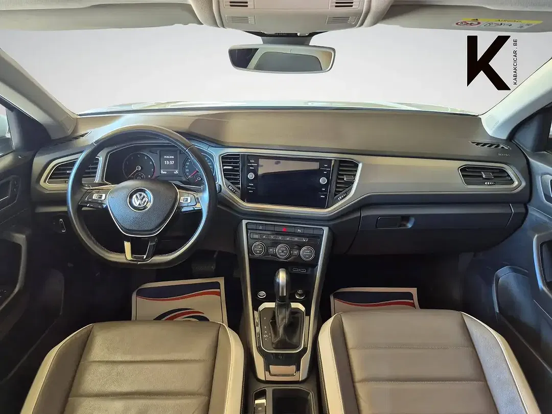 Volkswagen T-Roc - Thumbnail 14