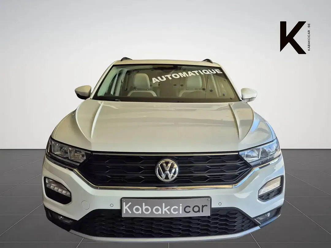 Volkswagen T-Roc - Thumbnail 2