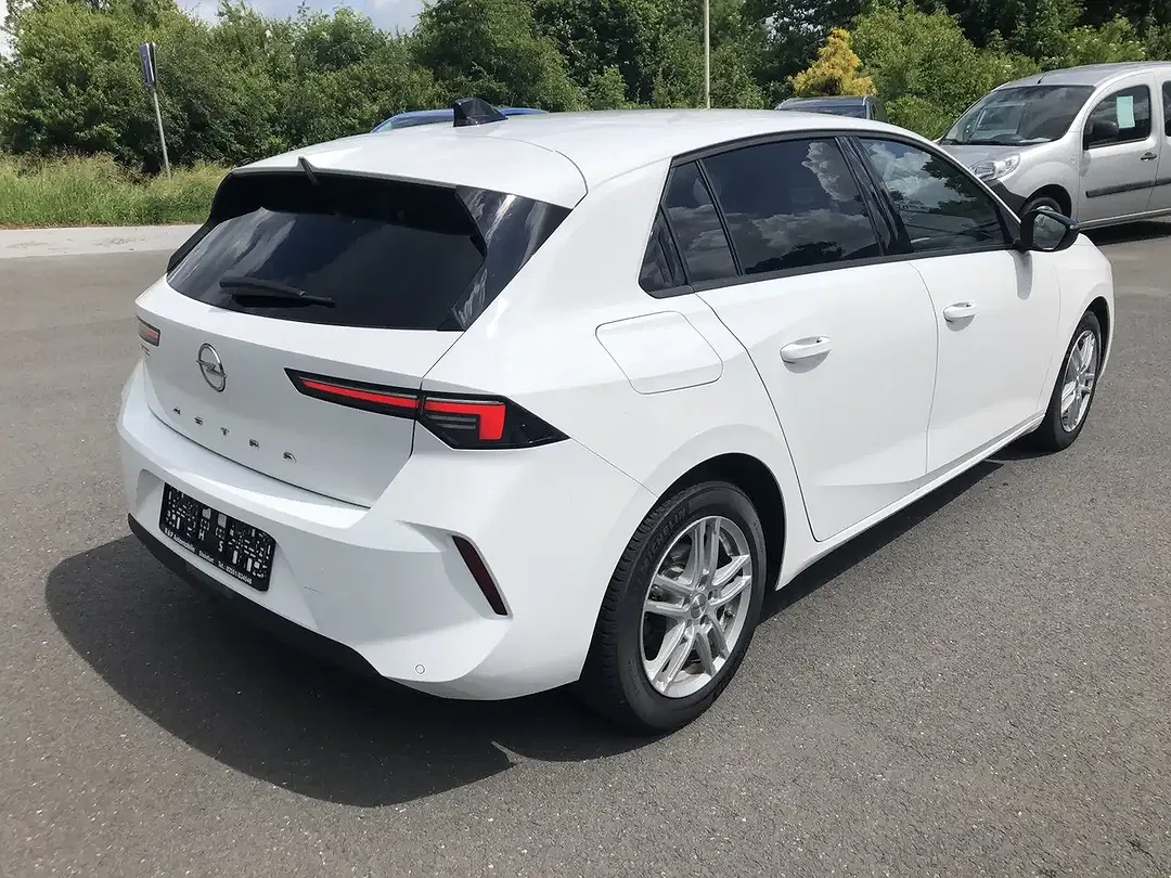 Opel Astra - Thumbnail 4