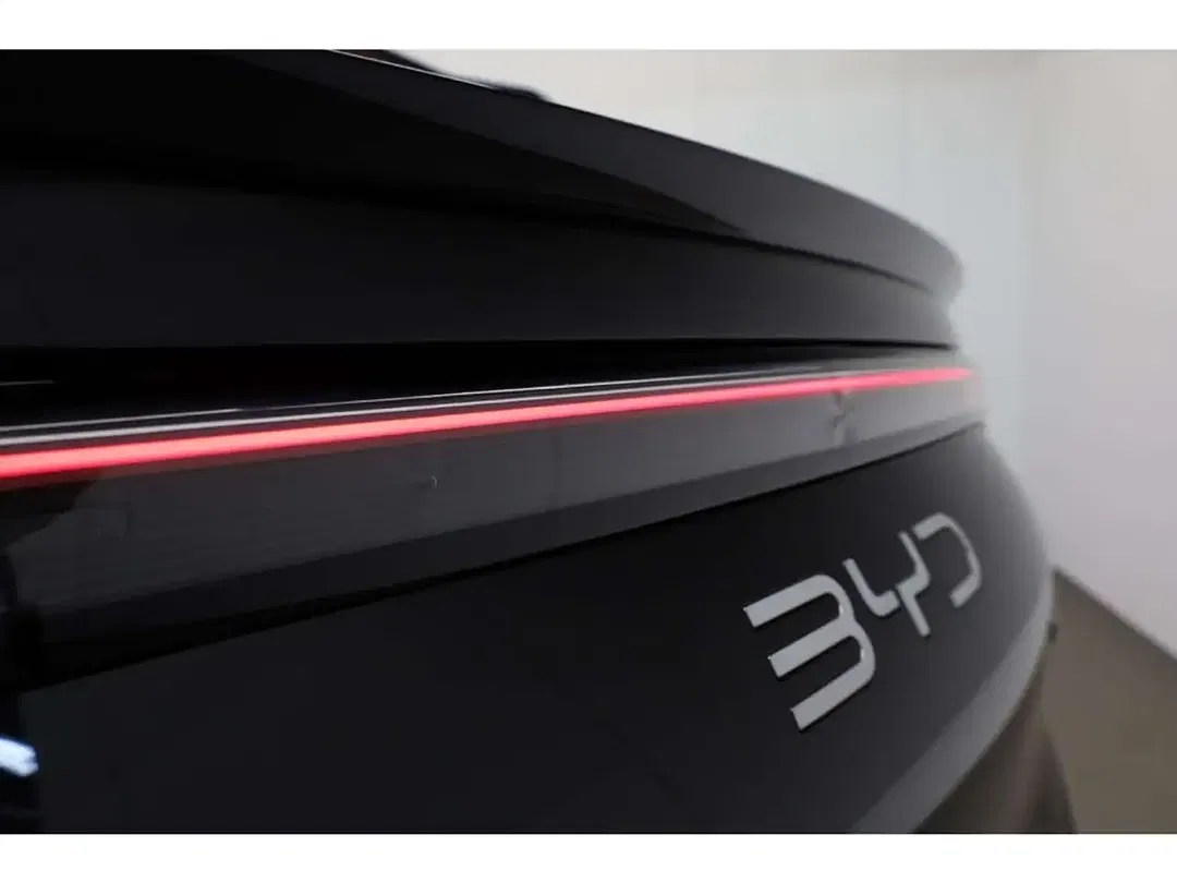 BYD Sealion 7 - Thumbnail 27