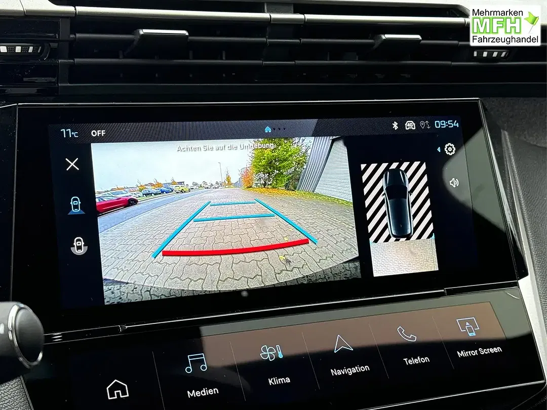 Peugeot 308 - Thumbnail 10