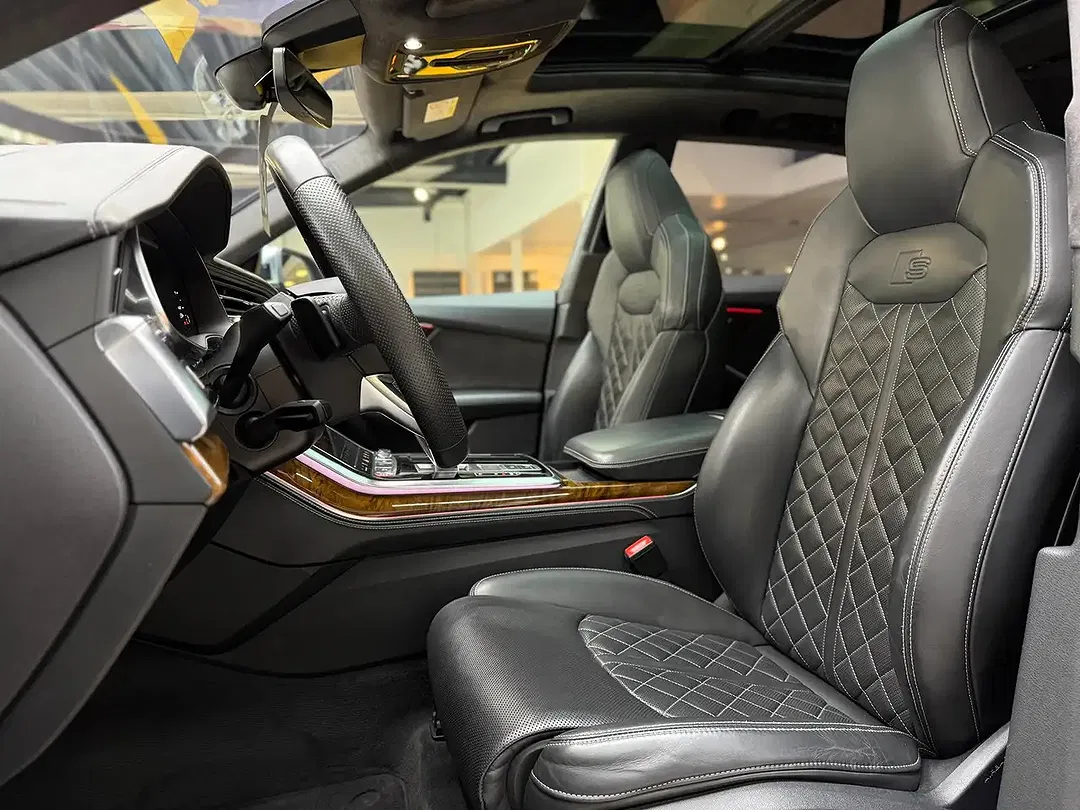 Audi SQ8 - Thumbnail 11