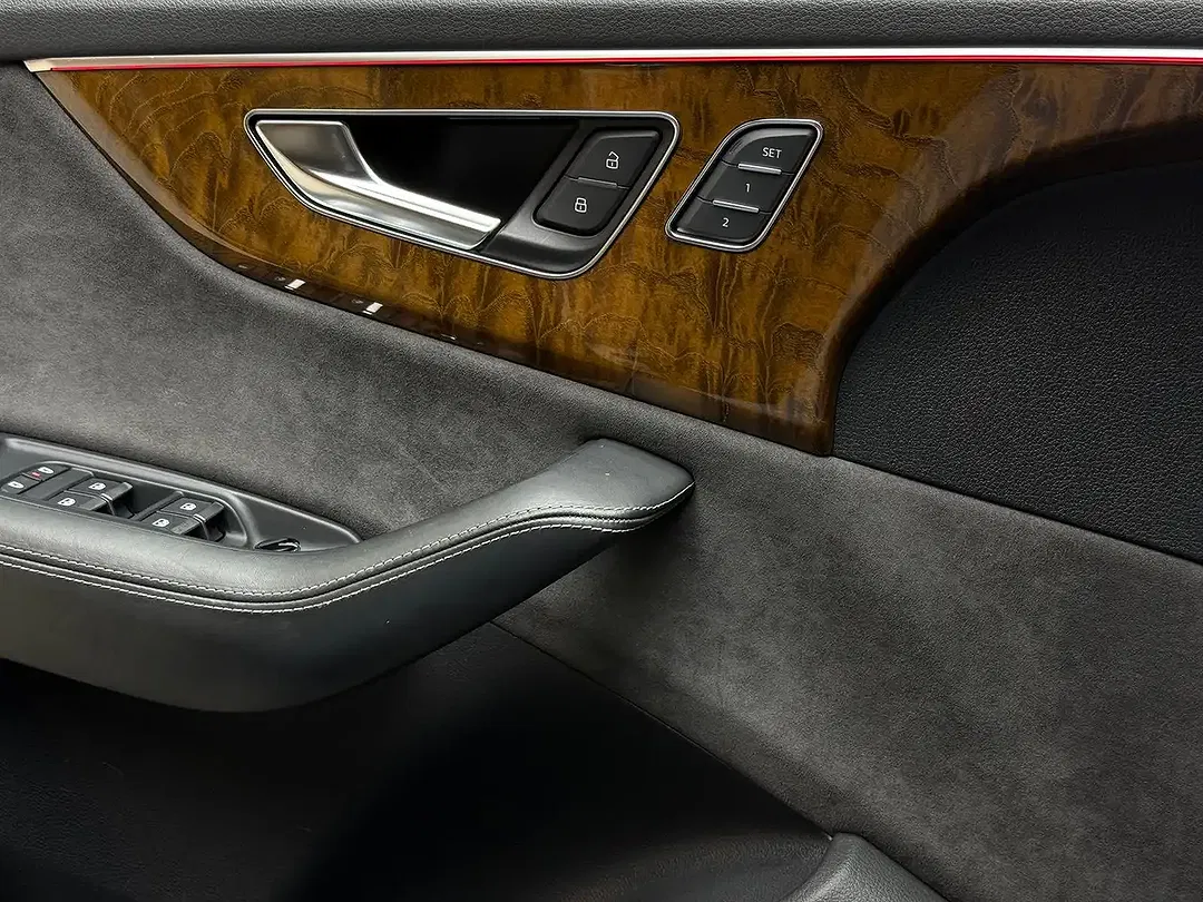 Audi SQ8 - Thumbnail 13