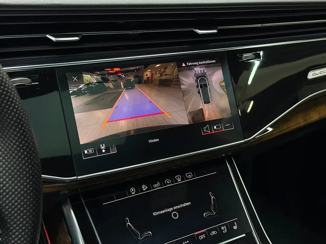 Audi SQ8 - Thumbnail 15