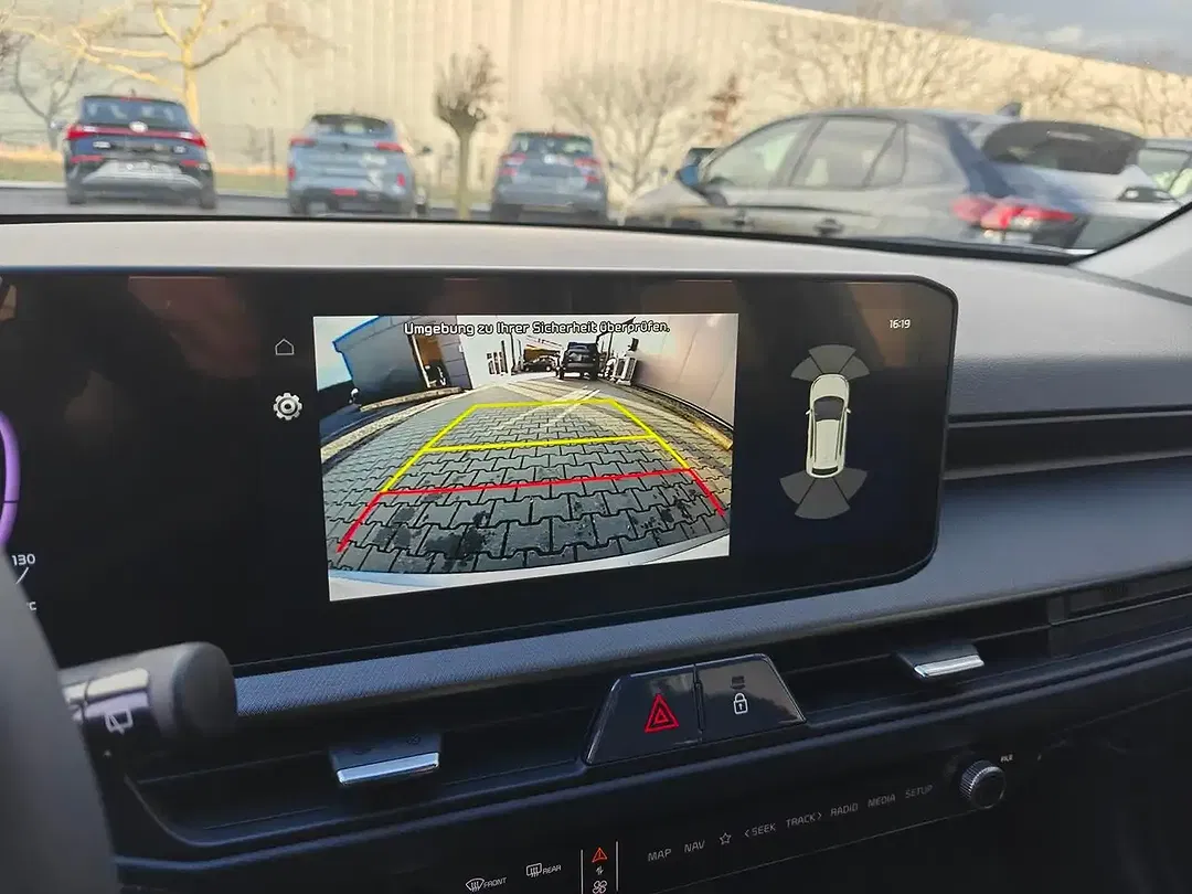 Kia Stonic - Thumbnail 11