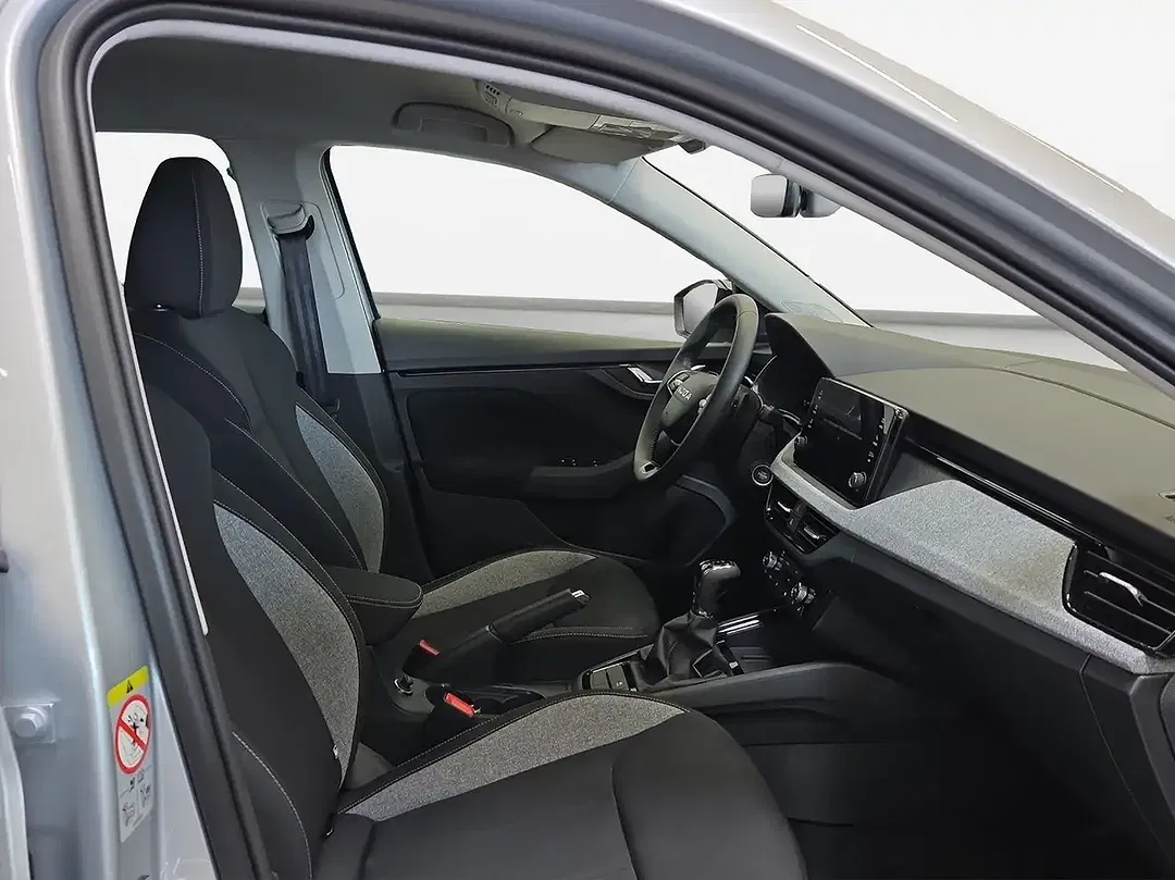 Skoda Scala - Thumbnail 4