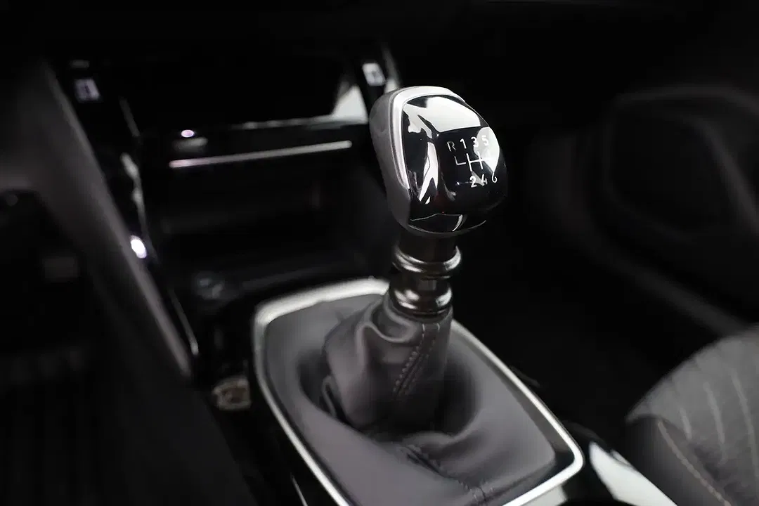 Peugeot 2008 - Thumbnail 13