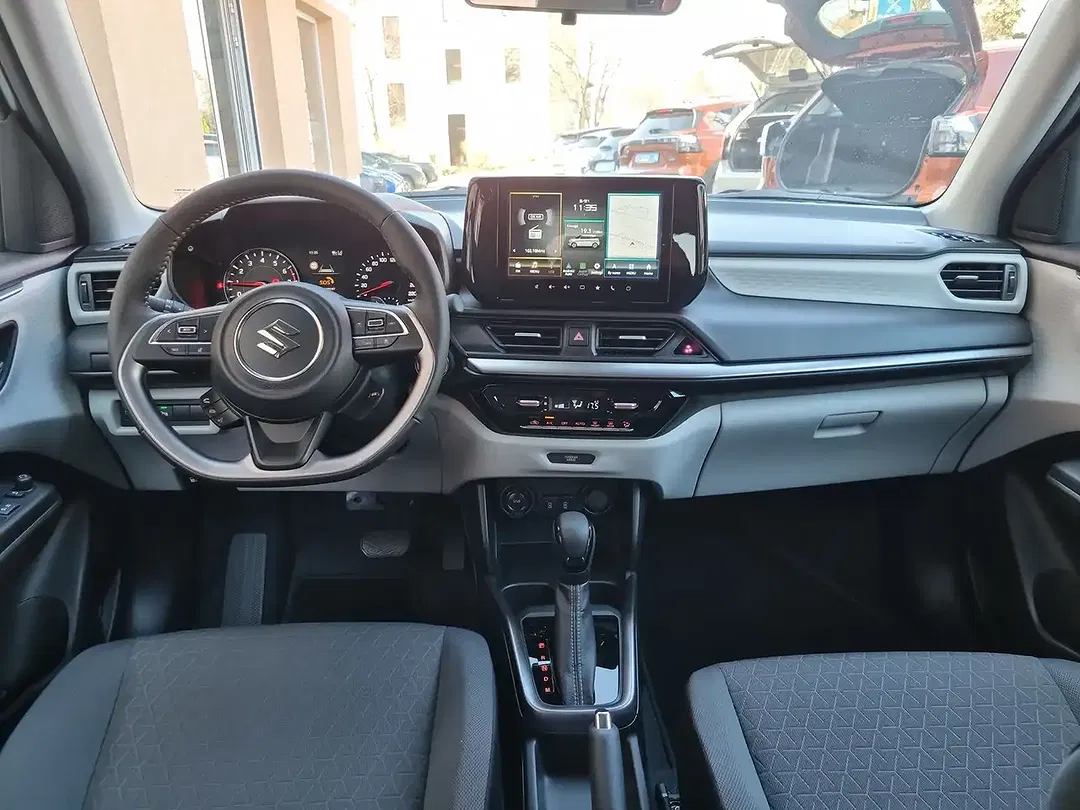Suzuki Swift - Thumbnail 12