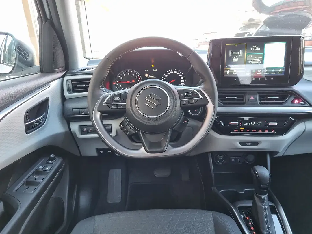 Suzuki Swift - Thumbnail 13